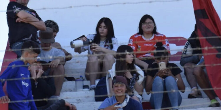 Clubes: La privatización y el negocio en el deporte: un modelo que no encaja con los clubes de barrio