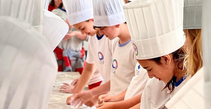 Se suspendio La “Settimana della cucina italiana” que cerraba en la plaza local