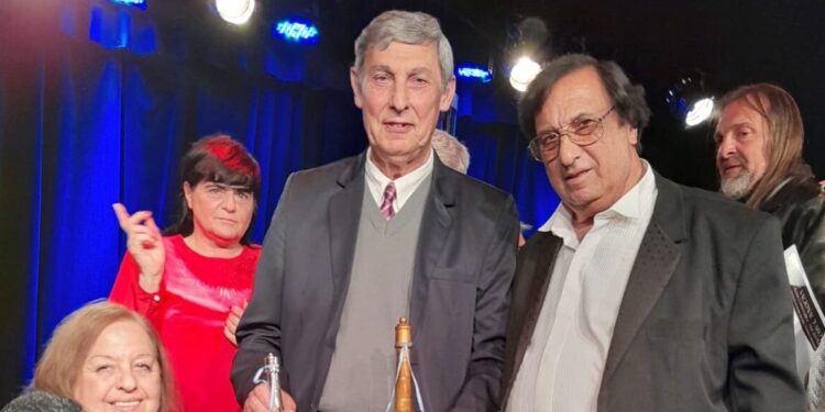 Faro de Oro y de Platino para “Más 25” y “Dinamarca y su gente” de NECRADIO 98.3