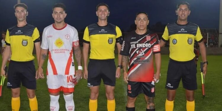 FÚTBOL: Escasa cosecha de los representantes de la Liga en el debut del Regional Federal