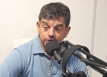 Marcelo Bruno: “La escuela Nro 7, ya lleva el nombre de “Raúl Alfonsín”, por la decisión de los alumnos”
