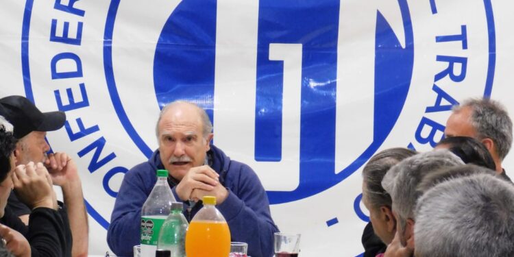 Jorge Alvaro, se reunió con los representantes de la CGT Regional Necochea