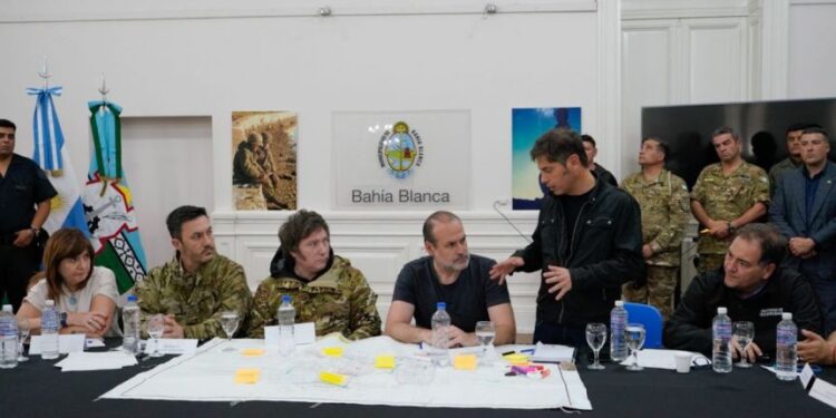Kicillof aseguró que el temporal “afectó a toda la Provincia, pero lo que hizo acá en Bahía nos tiene desconsolados”