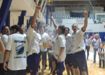 BÁSQUETBOL. Rivadavia es el pentacampeón necochense