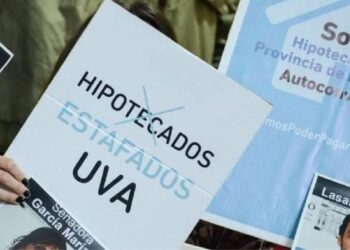 Inflación, devaluación y ajuste: tomadores de créditos UVA, en su peor momento