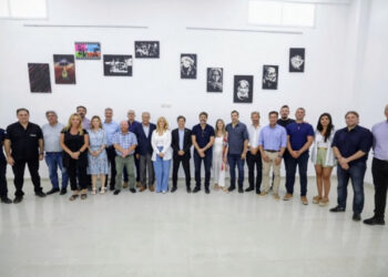 MAR DE AJÓ: Arturo Rojas participó de la reunión de los Intendentes y representantes del sector productivo con el gobernador Axel Kicillof.