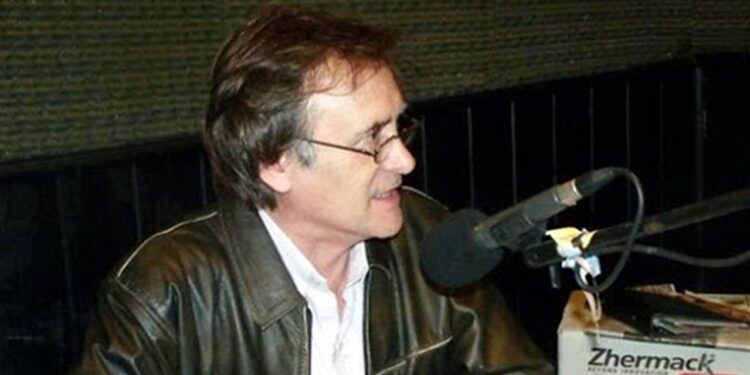 Miguel Abálsamo y su equipo, la nueva apuesta de la mañana en NECRADIO98.3 y para toda la región.