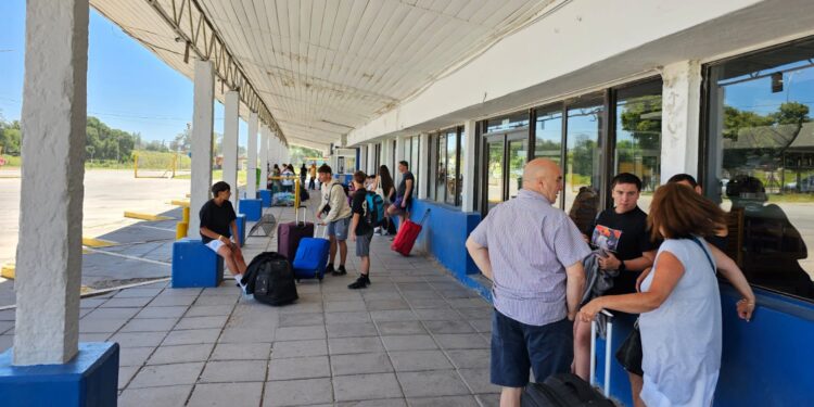 Poco movimiento en la Terminal de ómnibus