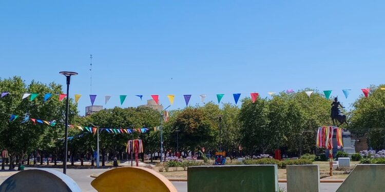 Festival Infantil: Transporte gratuito para menores de 10 años y cambio de recorrido en la plaza