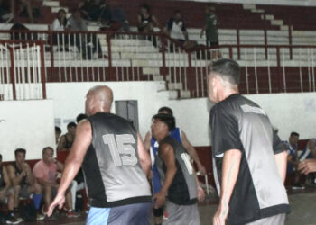 MAXIBÁSQUETBOL. Debut y victoria del equipo del Intendente en el torneo “Edelma Pagani”  Por: Leo Menna