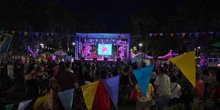 Grilla de espectáculos preparada para el segundo día de Festival Infantil