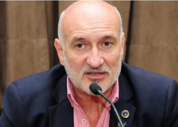 “Tenemos un presupuesto para pagar salarios hasta mitad de año”, expresó el rector de la Unicen Marcelo Aba