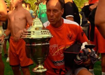 OSCAR GARZONI: “Mi trabajo es darles herramientas a los chicos para que sean cada vez mejores”. Por Gustavo Schwedt