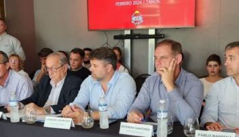 Intendentes UCR: Foro en las sierras de Tandil