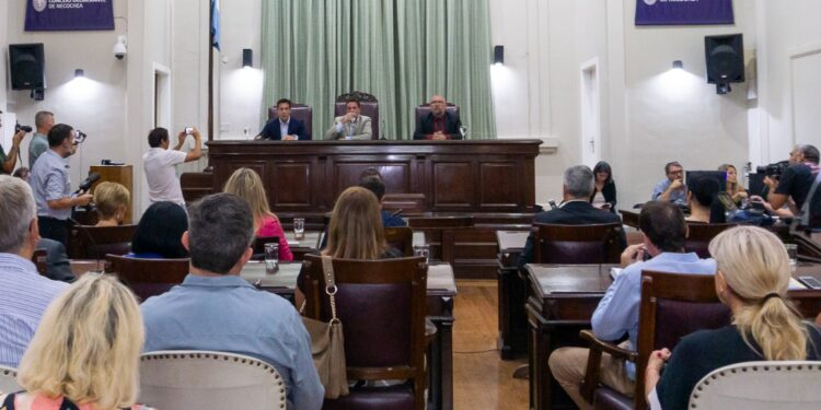 Arturo Rojas, dejó inaugurado el período de sesiones ordinarias del HCD