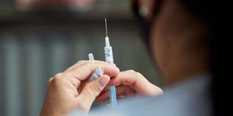 Nueva vacuna obligatoria para personas gestantes contra el Virus Sincicial Respiratorio