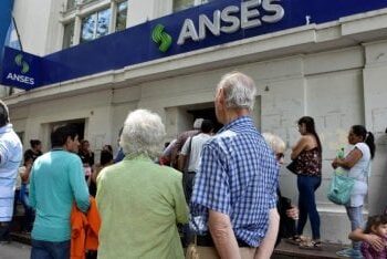 Anses: las jubilaciones, con aumento, se pagarán en dos cuotas durante abril