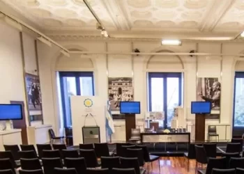 Una provocación: en el 8M, el gobierno anunció que le cambiará el nombre al Salón de las Mujeres