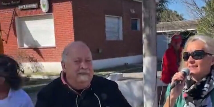 Preparativos para la intensa actividad de los 115 años de Juan N. fernández. Juan Gamba nos cuenta todo