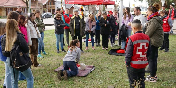 El municipio capacita en primeros auxilios al personal afectado a tareas de prevención
