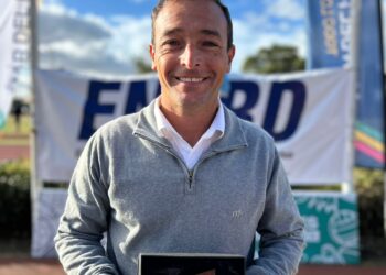 El Prof. Mauro Cabrera recibio el premio “Barón Pierre de Coubertin”