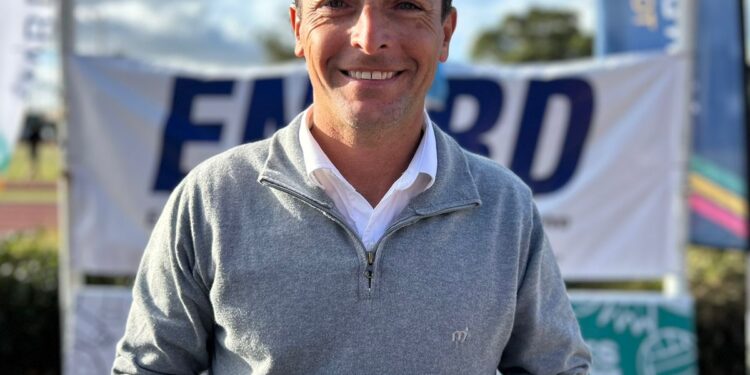 El Prof. Mauro Cabrera recibio el premio “Barón Pierre de Coubertin”