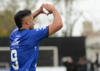 “Pastel” Cerica y su primer gol en Villa Mitre. Así lo cuenta el necochense