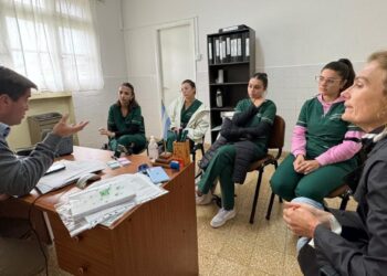 Estudiantes de Medicina realizan sus prácticas en Lobería