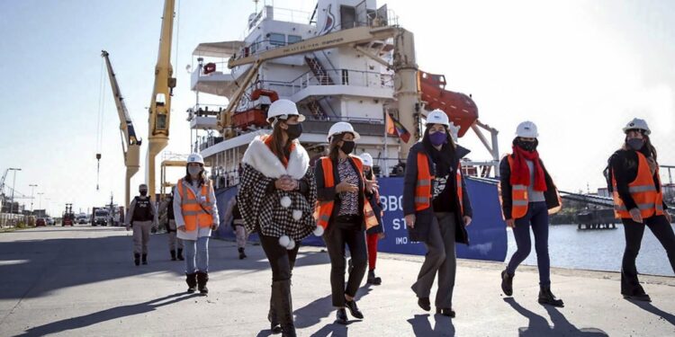 Hoy se celebra el Día Internacional de la Mujer en el ámbito marítimo