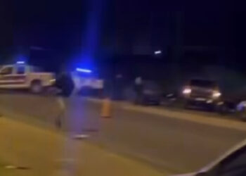 Trágica muerte de dos adolescentes en una picada de motos en la Av. Jesuita Cardiel