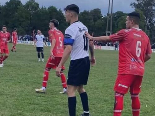 FÚTBOL. Rivadavia se consolida en la A y freno para Ministerio en la B