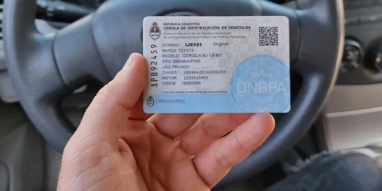 Ya no es necesaria la cédula azul para circular