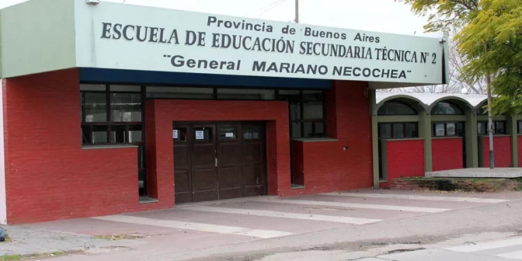 Necochea, sin clases por el paro docente. Fuerte acatamiento