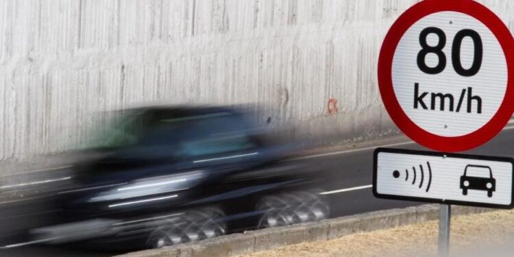 Provincia subió 12,5% las multas de tránsito: el exceso de velocidad puede costar hasta $1.137.000