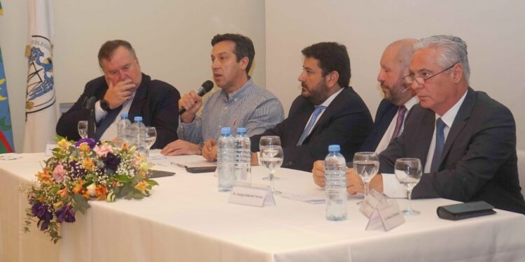 El Intendente disertó en la apertura de las Jornadas Nacionales sobre Derechos de las y los Consumidores