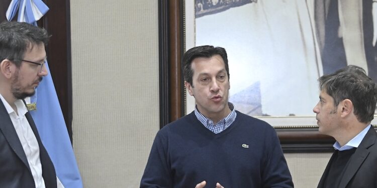 El Intendente firmó un leasing con el Banco Provincia para la compra de un tomógrafo