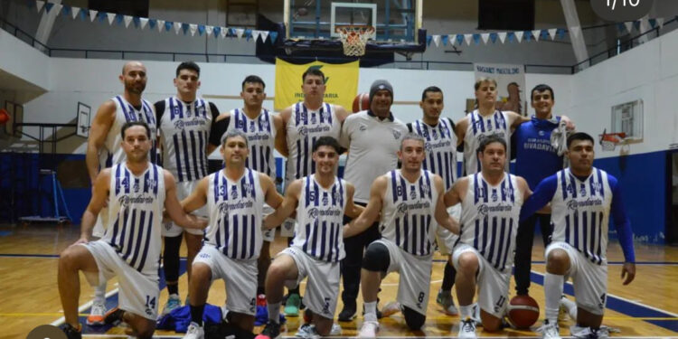 BÁSQUETBOL. Comenzaron los play off y se adelantó Rivadavia
