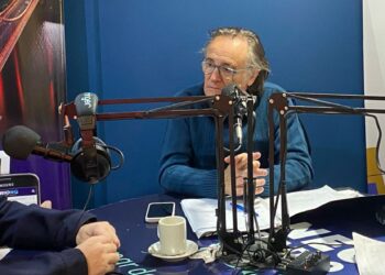 Velazquez: “Que los empresarios demuestren un gesto y acepten retrotraer el valor del boleto al de hace unos meses”