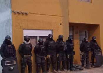 Detiene a los autores de dos asaltos a mano armada