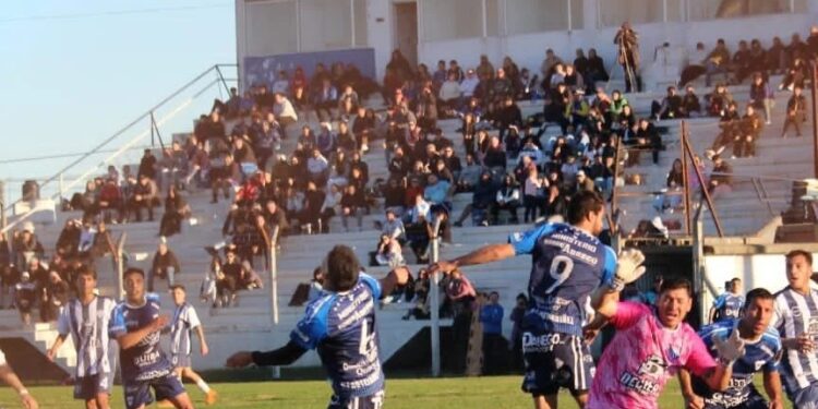 FÚTBOL. Se juega la octava fecha del “Abel Aníbal Coria”