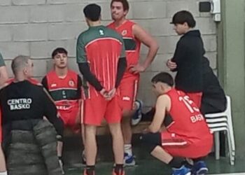 BÁSQUETBOL. Centro Basko ganó y es finalista de la Copa Diario NQ NecRadio
