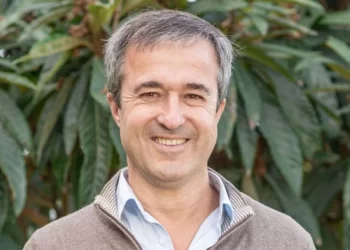 Pablo Barrena: “En un contexto de crisis debemos dedicarnos primero a lo social y la salud”. Por Rubén Curries