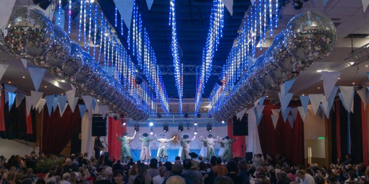 Necochea celebra la Independencia con el Segundo Encuentro Regional de Peñas Folclóricas