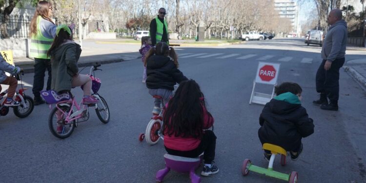 Las jornadas de Educación Vial llegaron al Jardín de Infantes Nº 916