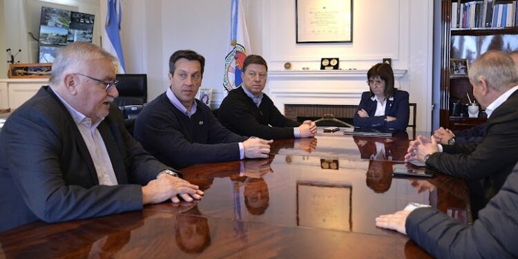 Rojas en NECRADIO 98.3 compartió una audiencia con Bullrich: ¿Cuáles fueron los reclamos a la Ministra de Seguridad?