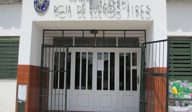 Brutal ataque de una madre a la directora de la Escuela Primaria N° 7