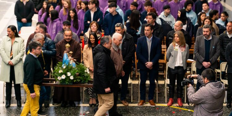 El Intendente se unió a la celebración por los 25 años del Nivel Secundario del Colegio Capuchinos