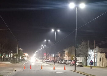El Municipio sigue recambiando luminarias: “El Intendente dio claras instrucciones en avanzar con este tema”