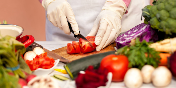 Bromatología lanza un nuevo Curso de Manipulación Segura de Alimentos