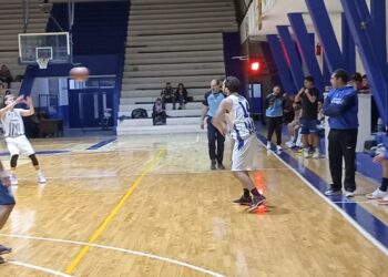 BÁSQUETBOL. Rivadavia comienza el Oficial Marplatense